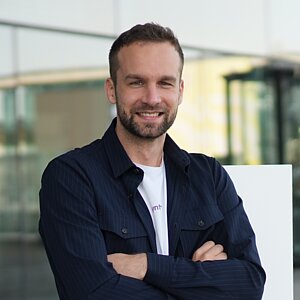  Florian Kadelbach